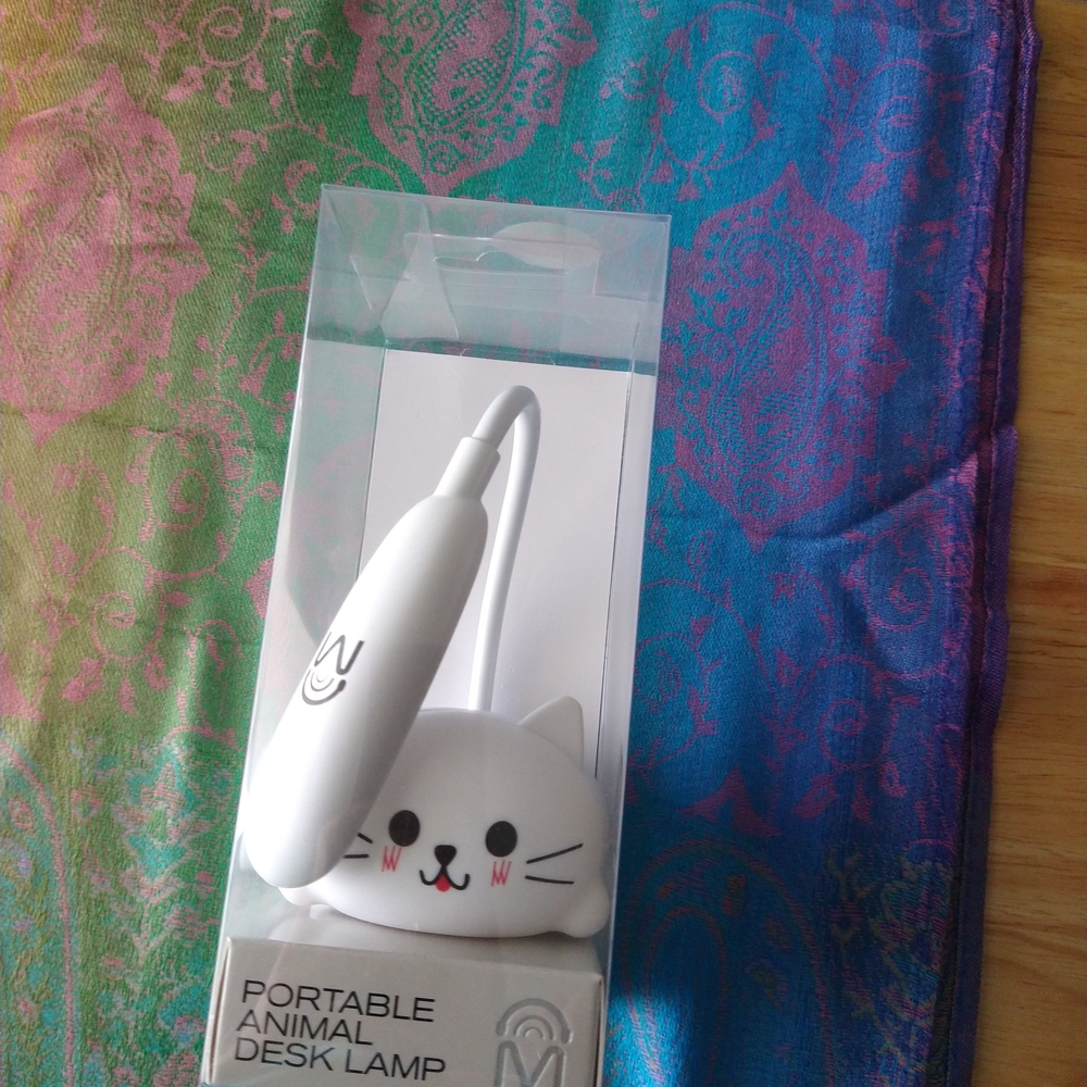 Desk Lamp Cute Cat Portable Desk Lamp